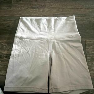 Aritzia TNA biker shorts